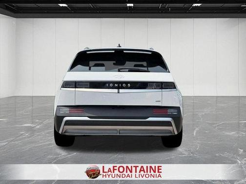 2025 Hyundai IONIQ 5 SEL