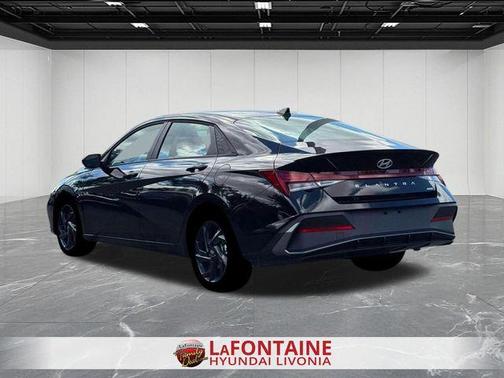 Black 2026 Hyundai ELANTRA HEV SEL Sport
