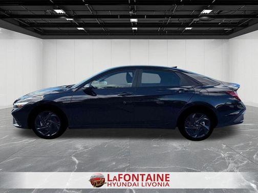 Black 2026 Hyundai ELANTRA HEV SEL Sport