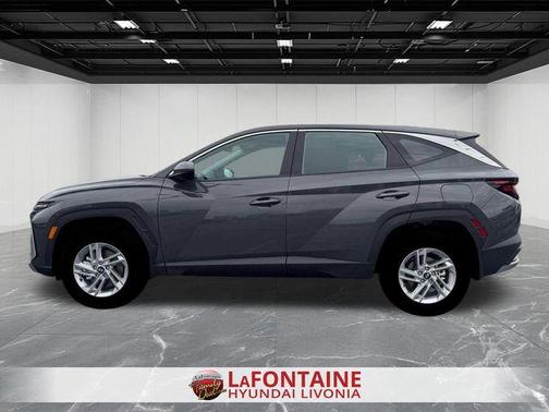 Gray 2026 Hyundai TUCSON SE