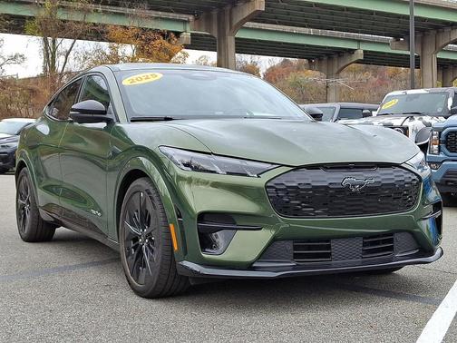 2025 Ford Mustang Mach-E GT