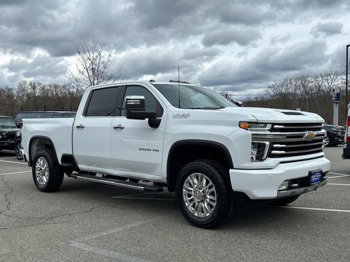 White 2022 Chevrolet Silverado 2500 High Country