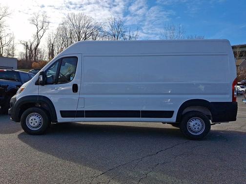2025 RAM ProMaster 2500 Tradesman