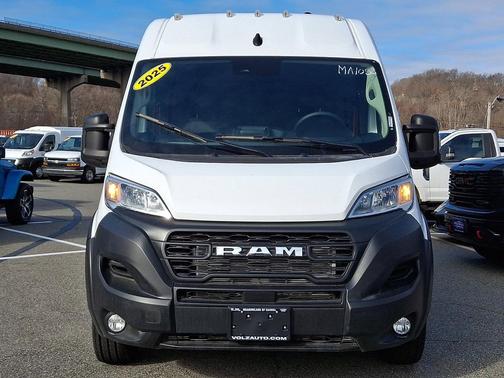 2025 RAM ProMaster 2500 Tradesman