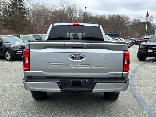 ICONIC SILVER METALLIC 2023 Ford F-150 XLT