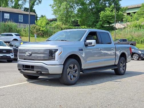2025 Ford F-150 Lightning LARIAT