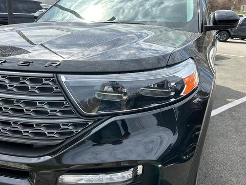 Black Metallic 2023 Ford Explorer XLT