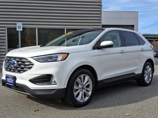 2020 Ford Edge Titanium