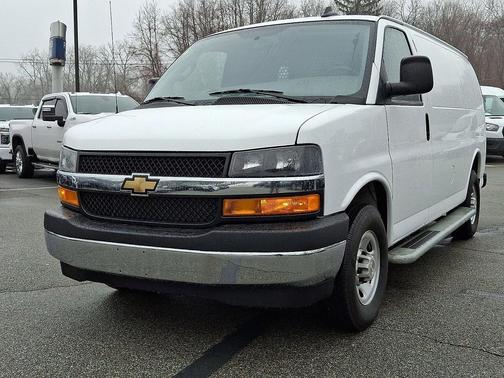 2024 Chevrolet Express 2500 RWD 2500 Regular Wheelbase WT