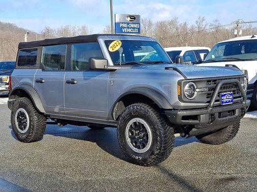 ICONIC SILVER METALLIC 2022 Ford Bronco BASE