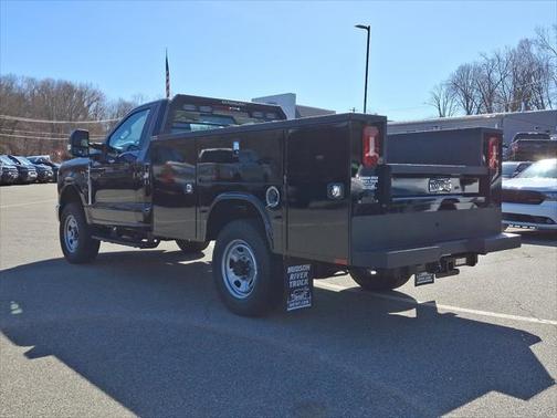2025 Ford F-350 XL