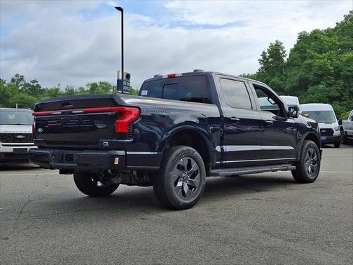2025 Ford F-150 Lightning LARIAT