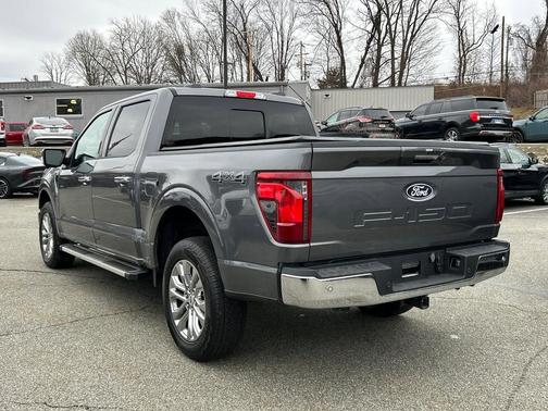 CARBONIZED GRAY METALLIC 2024 Ford F-150 XLT