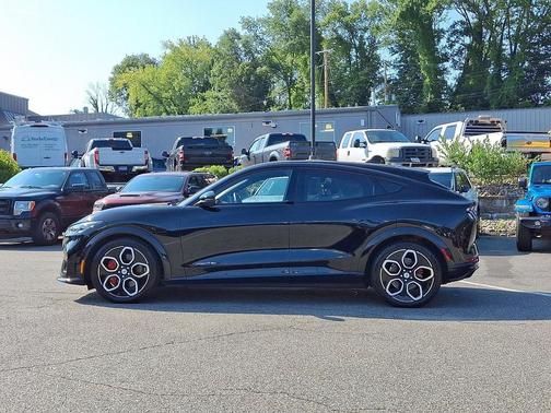 2022 Ford Mustang Mach-E GT