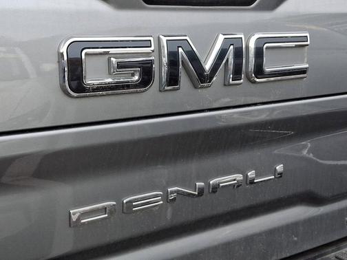 2024 GMC Sierra 2500 Denali Ultimate