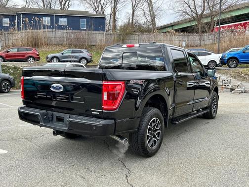 AGATE BLACK METALLIC 2023 Ford F-150 XLT