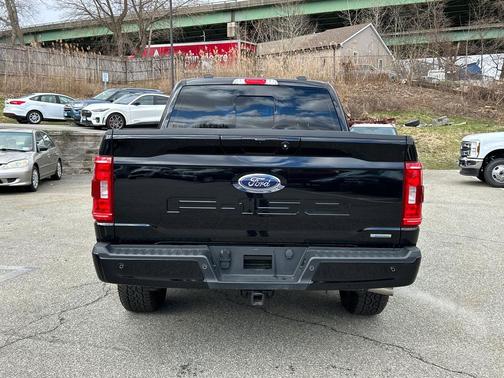 AGATE BLACK METALLIC 2023 Ford F-150 XLT