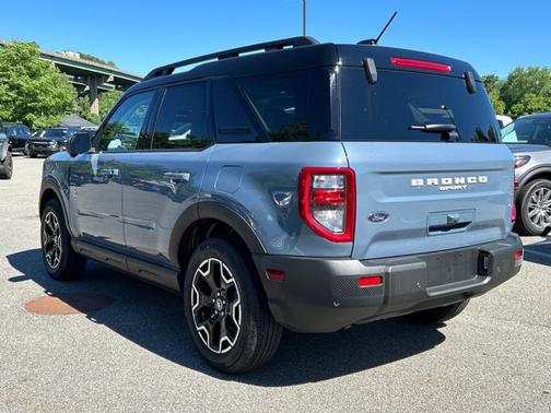 AZURE GRAY METALLIC TRI-COA 2025 Ford Bronco Sport OUTER BANKS