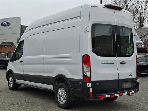 2022 Ford Transit-350 Base