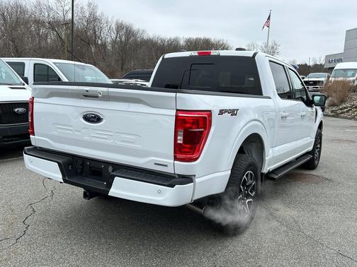 Oxford White 2023 Ford F-150 XLT