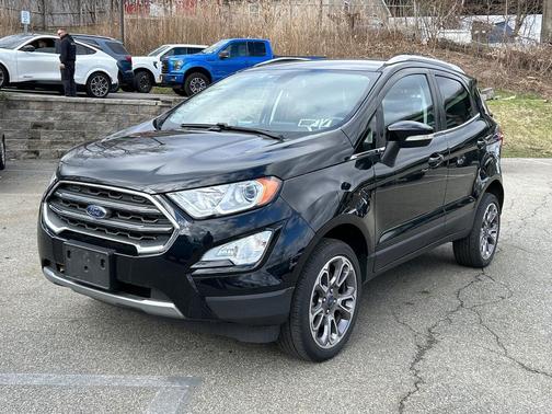 Shadow Black 2022 Ford EcoSport Titanium