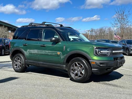 ERUPTION GREEN METALLIC 2023 Ford Bronco Sport BADLANDS
