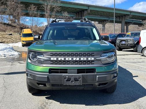ERUPTION GREEN METALLIC 2023 Ford Bronco Sport BADLANDS