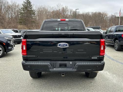 AGATE BLACK METALLIC 2023 Ford F-150 XLT