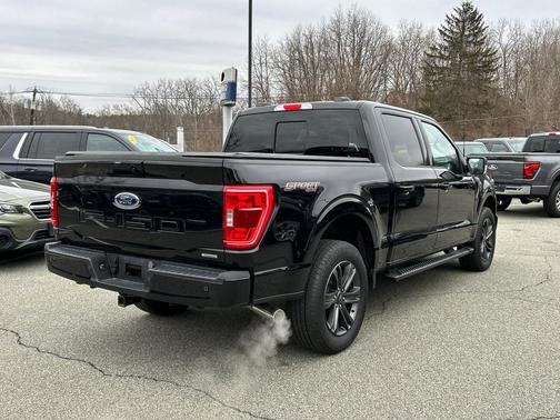 AGATE BLACK METALLIC 2023 Ford F-150 XLT
