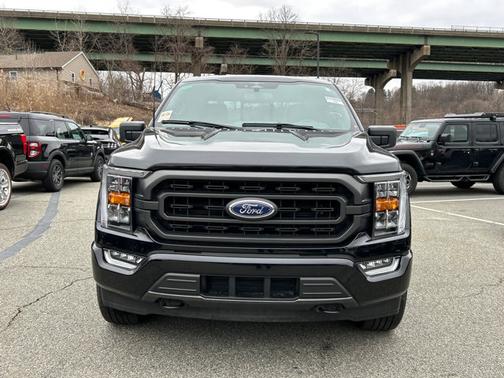 AGATE BLACK METALLIC 2023 Ford F-150 XLT