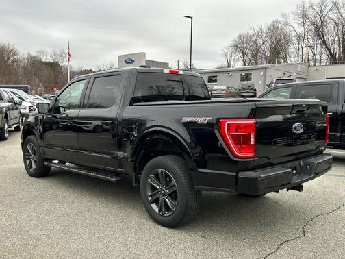 AGATE BLACK METALLIC 2023 Ford F-150 XLT