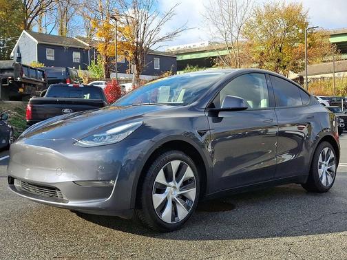 2021 Tesla Model Y Long Range Dual Motor All-Wheel Drive