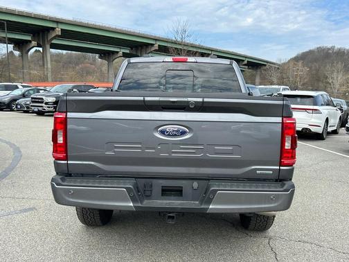 CARBONIZED GRAY METALLIC 2023 Ford F-150 XLT