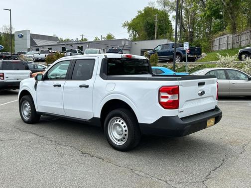 Oxford White 2023 Ford Maverick XL