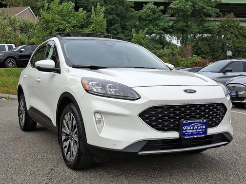 2020 Ford Escape Titanium