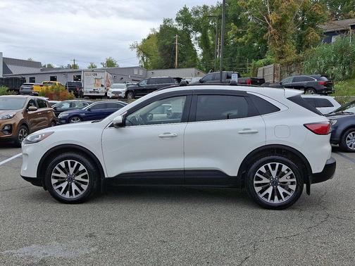 2020 Ford Escape Titanium