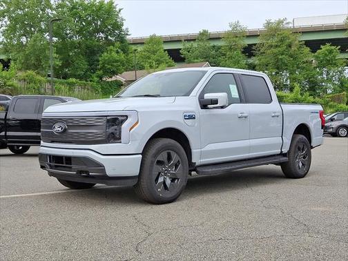 2025 Ford F-150 Lightning LARIAT