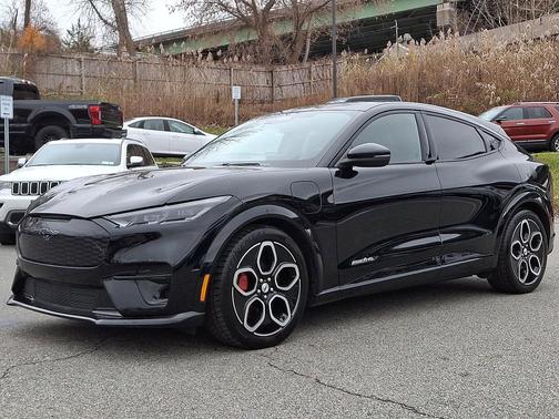 2022 Ford Mustang Mach-E GT