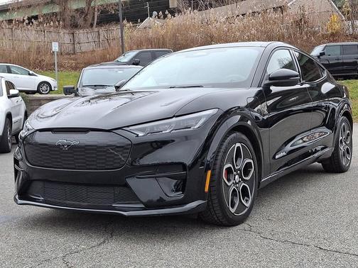 2022 Ford Mustang Mach-E GT