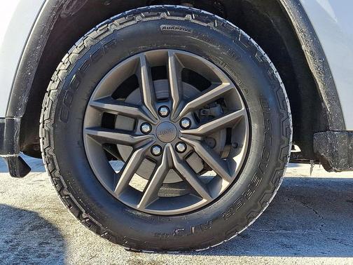 2017 Jeep Grand Cherokee 75th Anniversary Edition 4x4