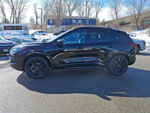 AGATE BLACK METALLIC 2025 Ford Escape ST-LINE ELITE