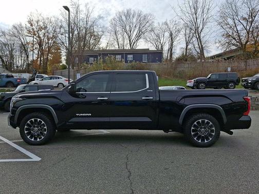 2022 Toyota Tundra Hybrid Limited