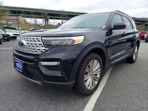 Photo 4 of 31 of 2020 Ford Explorer XLT