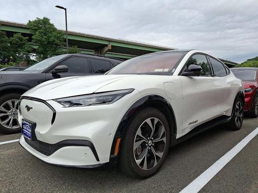 2021 Ford Mustang Mach-E Premium