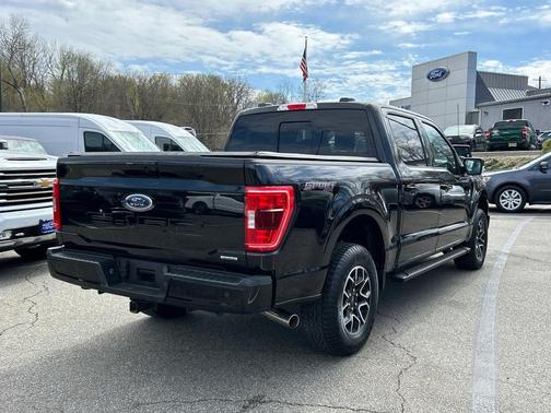 AGATE BLACK METALLIC 2023 Ford F-150 XLT