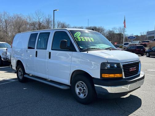 2023 GMC Savana 2500 Work Van
