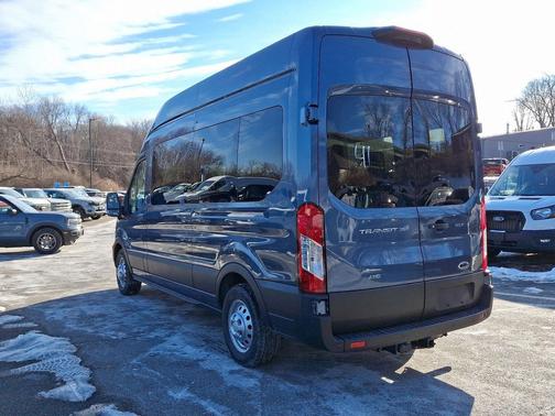 2024 Ford Transit-350 XLT