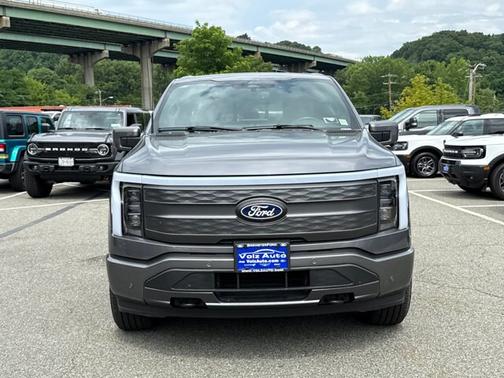 CARBONIZED GRAY METALLIC 2024 Ford F-150 LARIAT