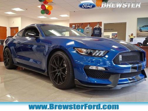 2017 Ford Shelby GT350 Base