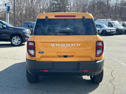 CYBER ORANGE METALLIC TC 2023 Ford Bronco Sport BIG BEND